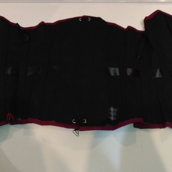 Authentic Corset - Picture 5 of 6
